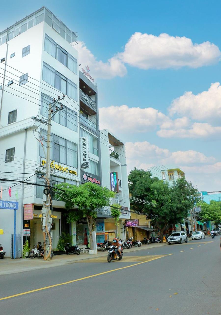 Khách sạn Phố Ngọc Nha Trang Exterior foto